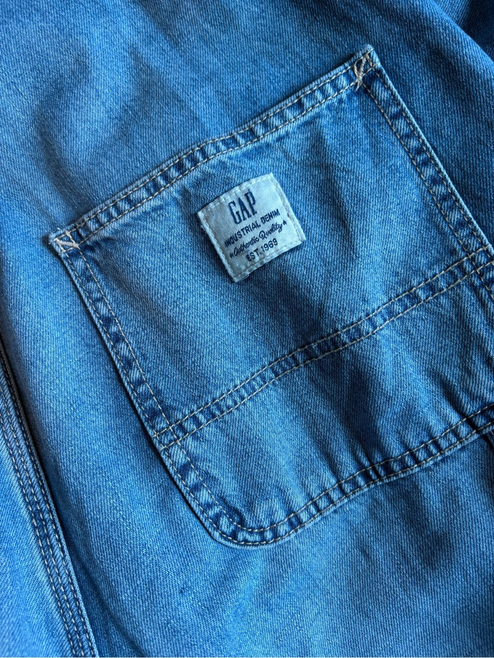 GAP Light Blue Denim Women's Overalls with Relaxed Legs - Picture 3 of 3
